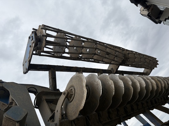 2016 Landoll 7833-40 Disk