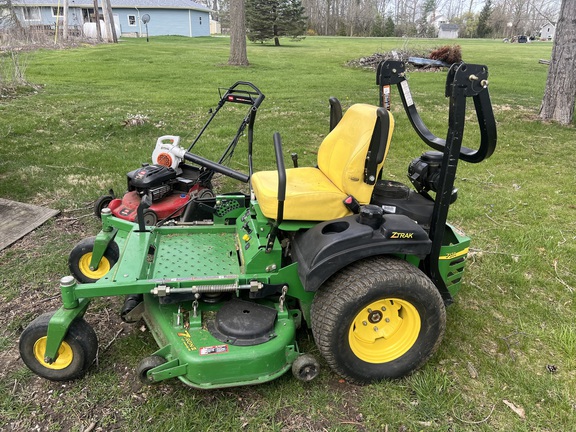 2007 John Deere 717A Mower/Zero Turn