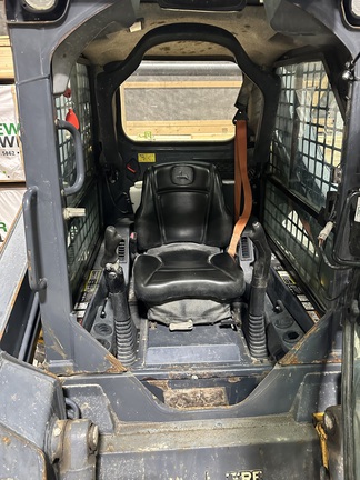 2016 John Deere 318G Skid Steer Loader
