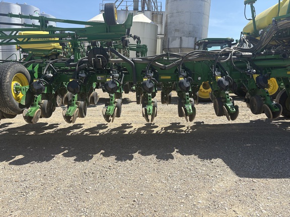 2018 John Deere 1775NT Planter