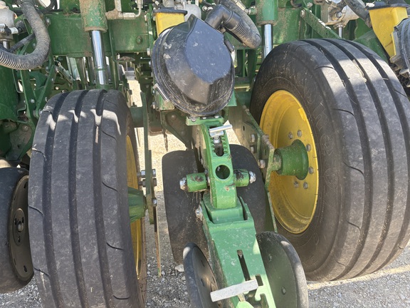 2022 John Deere 1795 Planter