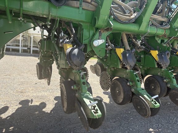 2022 John Deere 1795 Planter