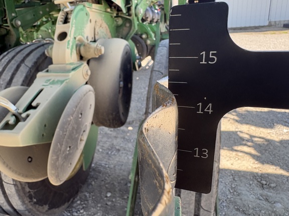 2022 John Deere 1795 Planter