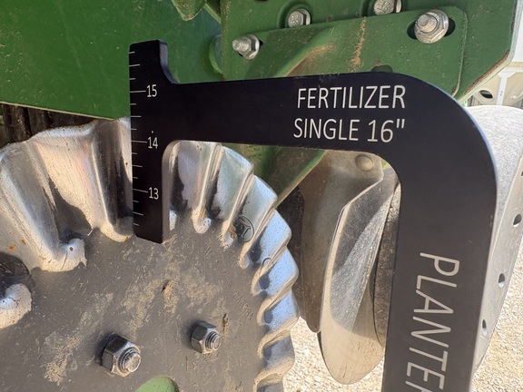 2022 John Deere 1795 Planter