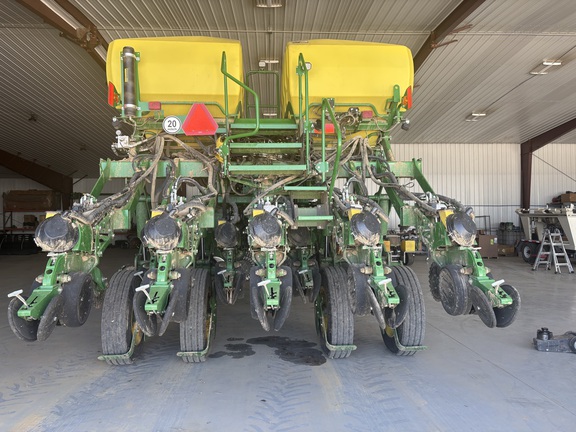 2024 John Deere 1795 Planter
