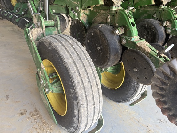 2024 John Deere 1795 Planter