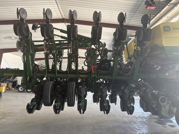 2024 John Deere 1795 Planter