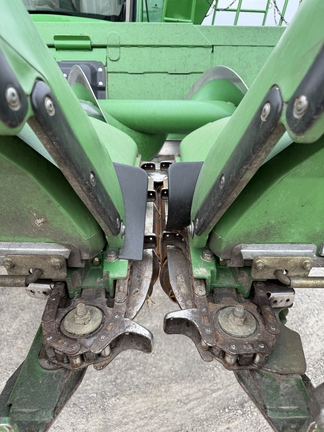 2009 John Deere 608C Header Corn Head
