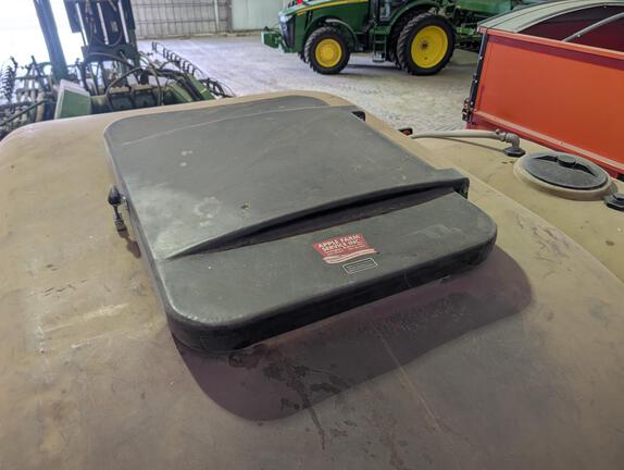 2009 Great Plains YP1225-24TR Planter