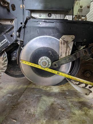 2009 Great Plains YP1225-24TR Planter