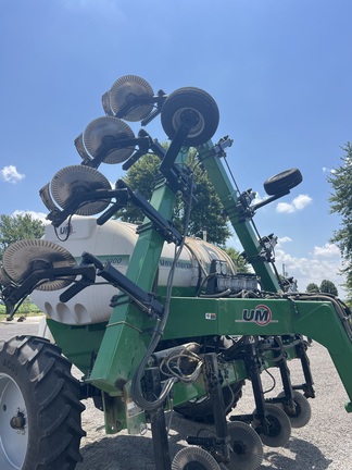 2023 Unverferth NutriMax 1025 Applicator