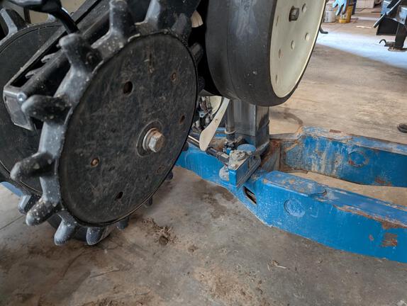 2008 Kinze 3650 Planter