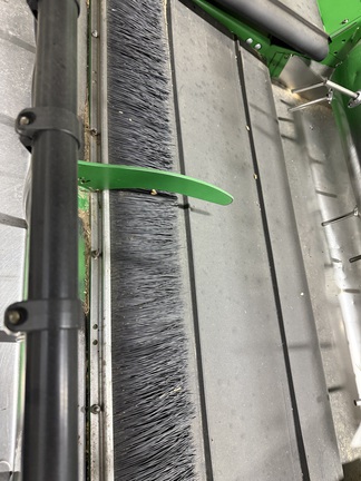 2015 John Deere 635FD Header Combine