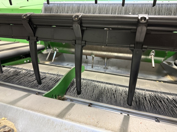 2015 John Deere 635FD Header Combine