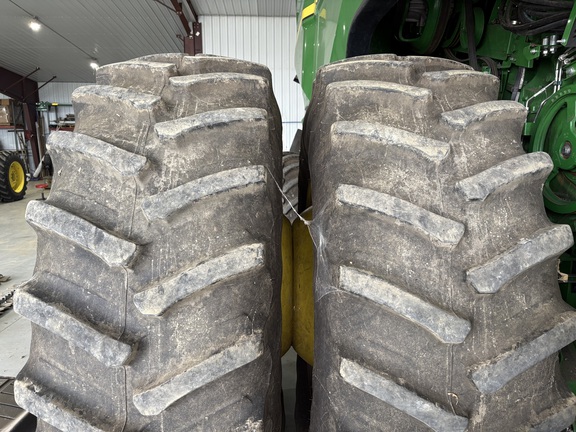 2023 John Deere X9 1000 Combine