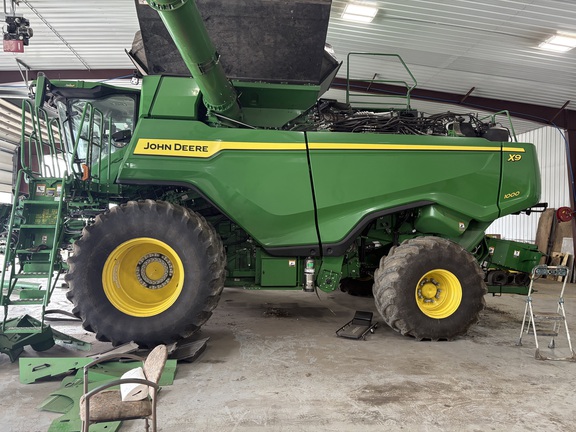 2023 John Deere X9 1000 Combine