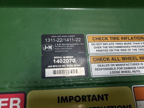 2014 J&M 1311-22 Grain Cart