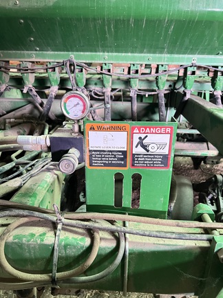 2009 John Deere 1590 Drill