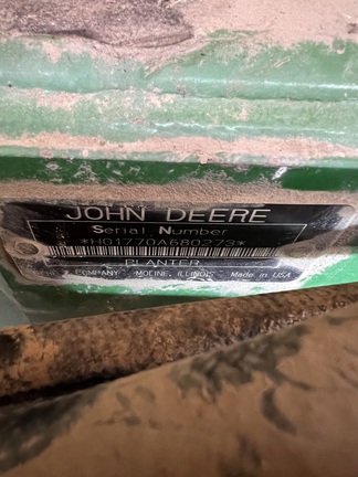 1999 John Deere 1770 Planter