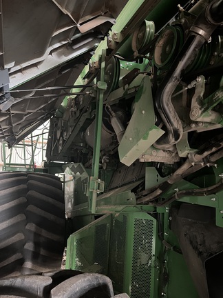 2024 John Deere S760 Combine