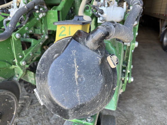 2022 John Deere 1795 Planter