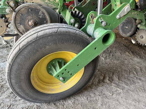 2022 John Deere 1795 Planter