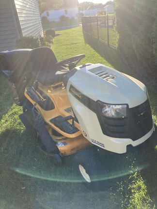 2012 Cub Cadet LTX1045 Garden Tractor