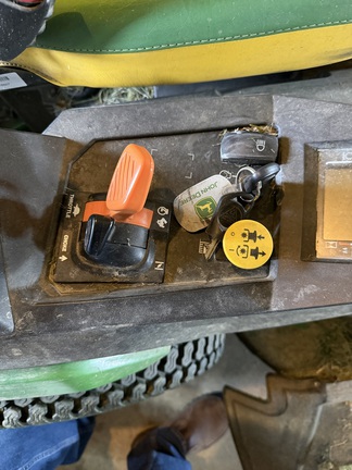 2024 John Deere Z530R Mower/Zero Turn