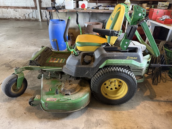 2024 John Deere Z530R Mower/Zero Turn