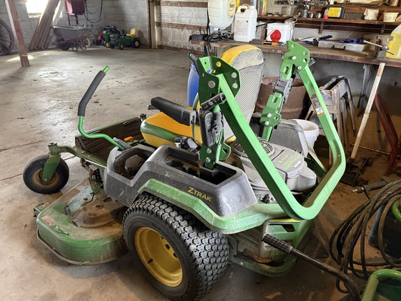 2024 John Deere Z530R Mower/Zero Turn