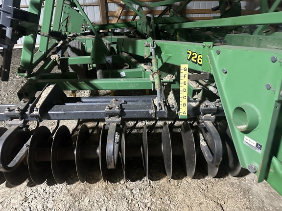2001 John Deere 726 Mulch Finisher