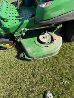 2011 John Deere Z720A Mower/Zero Turn