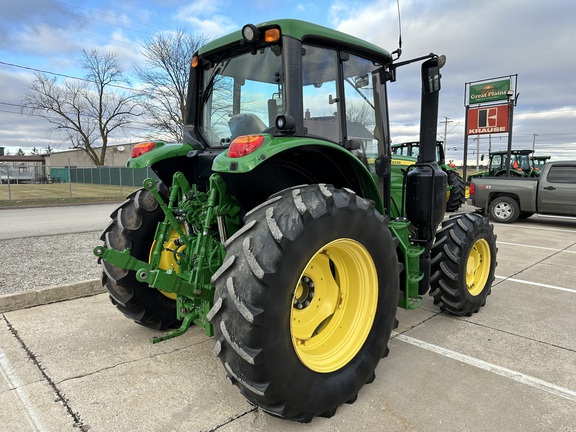 2016 John Deere 6110M Tractor