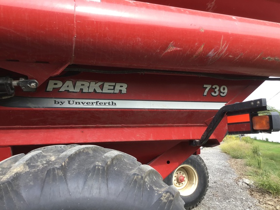 2006 Parker 739 Grain Cart