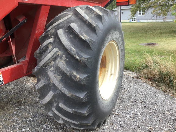 2006 Parker 739 Grain Cart