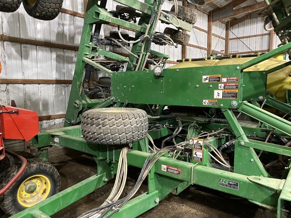 2016 John Deere 1990 Air Seeder