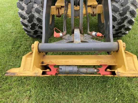 2019 John Deere 304L Compact Utility Loader