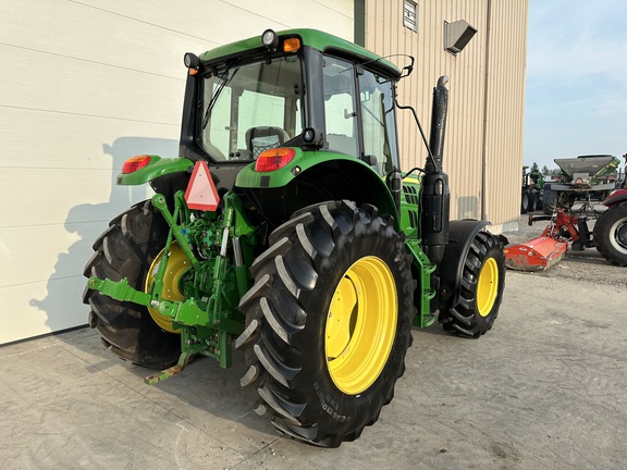 2018 John Deere 6110M Tractor