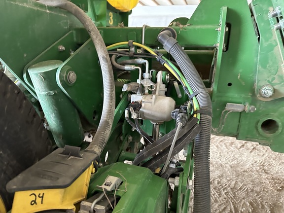 2014 John Deere 1770NT CCS Planter