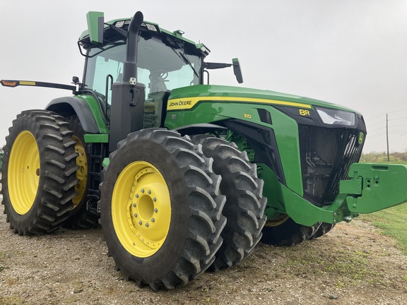 2022 John Deere 8R 310 Tractor