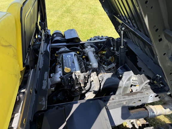 2020 John Deere XUV 835M ATV