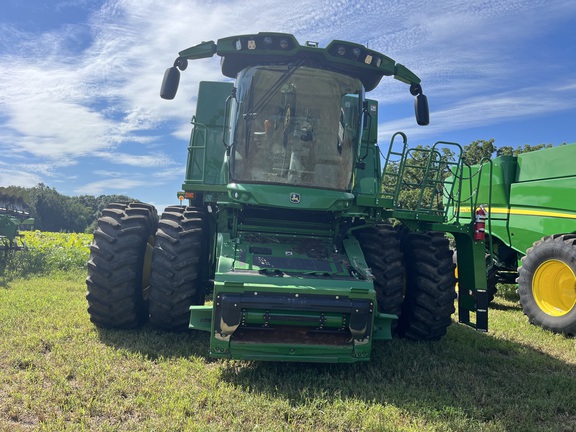 2022 John Deere S780 Combine