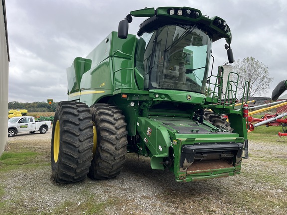 2022 John Deere S780 Combine