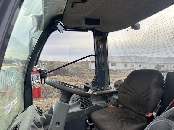 2018 John Deere 204L Compact Utility Loader