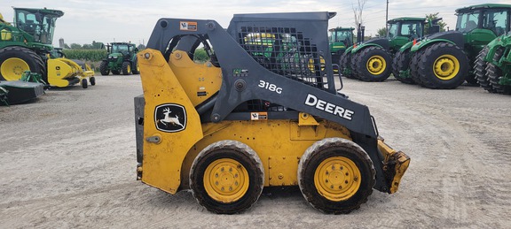 2021 John Deere 318G Skid Steer Loader