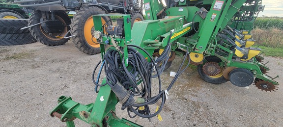 2003 John Deere 1790 Planter