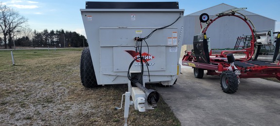 2008 Misc 8141 Manure Spreader