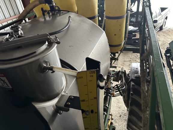 2016 John Deere R4038 Sprayer/High Clearance