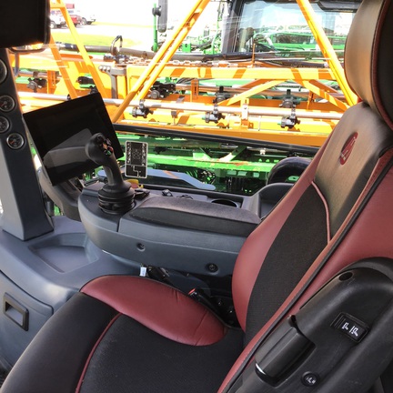 2021 Hagie STS12 Sprayer/High Clearance