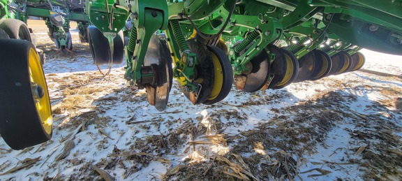 2022 John Deere 1775NT Planter